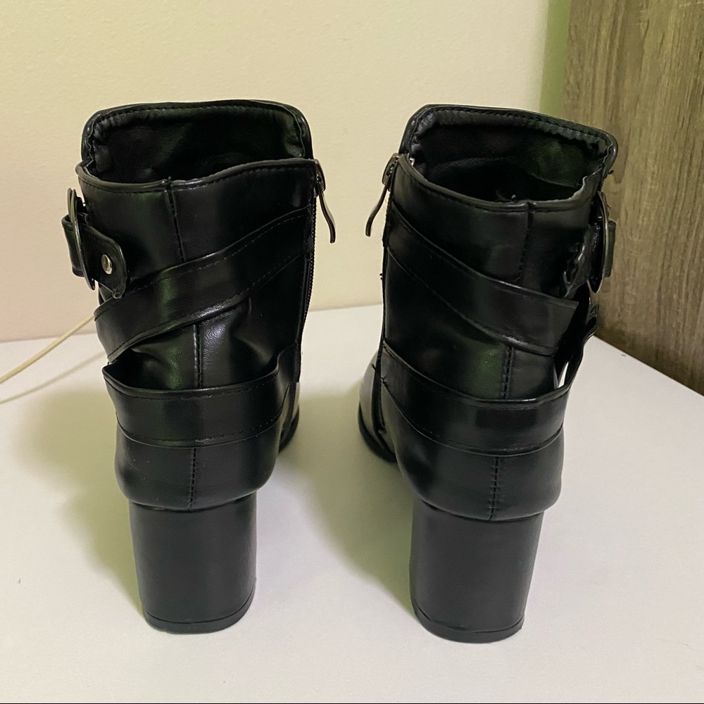 Staple Basic Black Boots With Straps - image 4